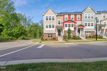 805 Winter Meadow Dr, Wake Forest, NC 27587
