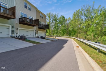 805 Winter Meadow Dr, Wake Forest, NC 27587