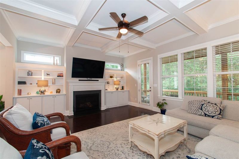 8057 Brandyapple Dr, Raleigh, NC 27615