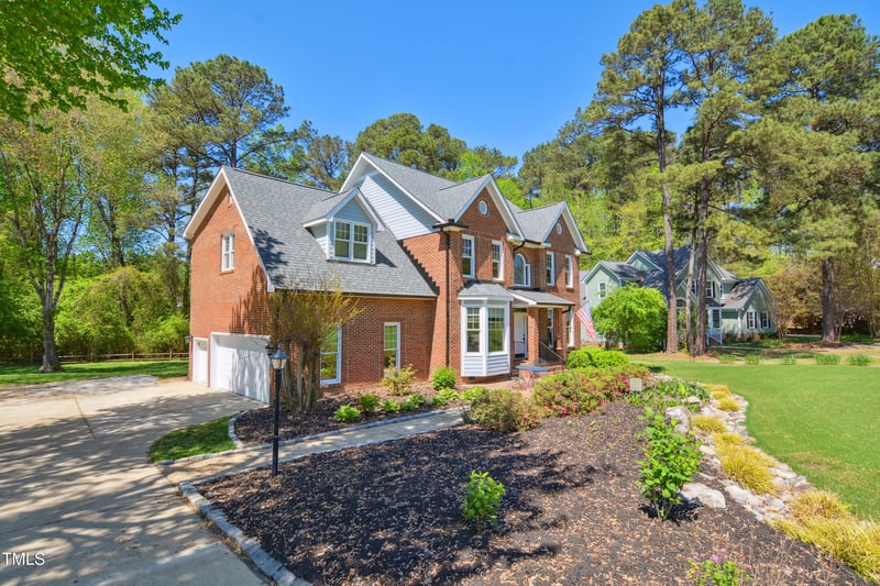 8059 Hogan Dr, Wake Forest, NC 27587