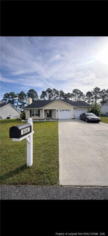 806 Buckeye Dr, Raeford, NC 28376