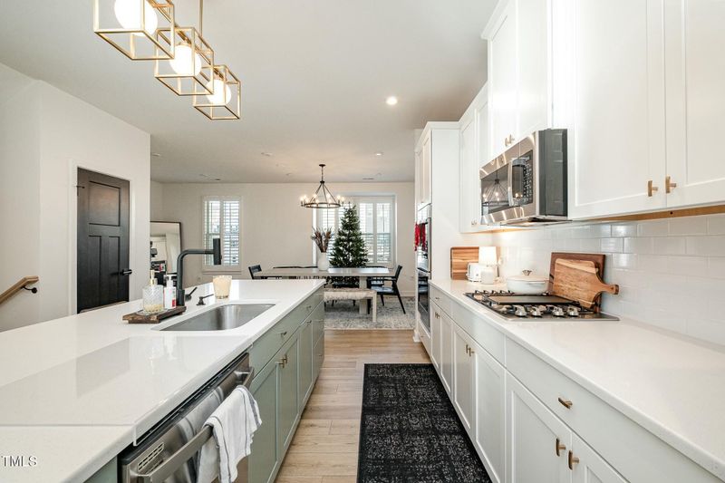 806 Channing Park Cir, Cary, NC 27519