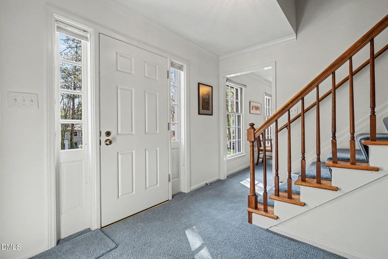 806 Churchill Dr, Chapel Hill, NC 27517