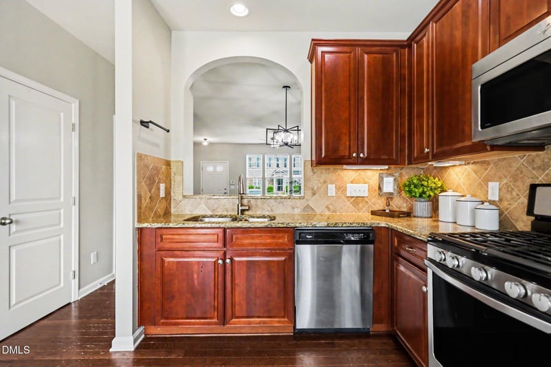 806 Cupola Dr, Raleigh, NC 27603