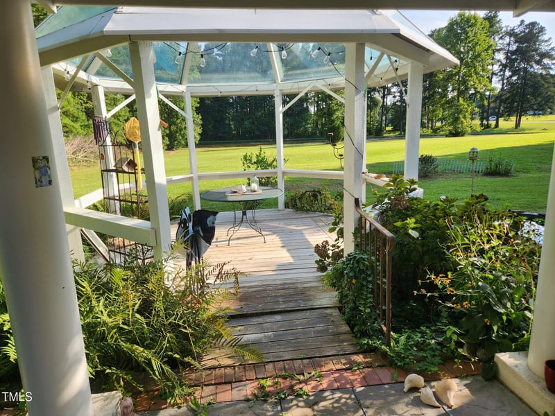 806 Davis Rd, Hillsborough, NC 27278