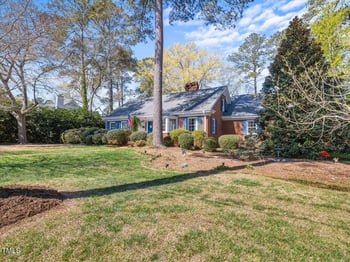 806 First St, Smithfield, NC 27577