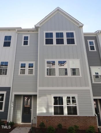 806 Hillfarm Dr, Wake Forest, NC 27587