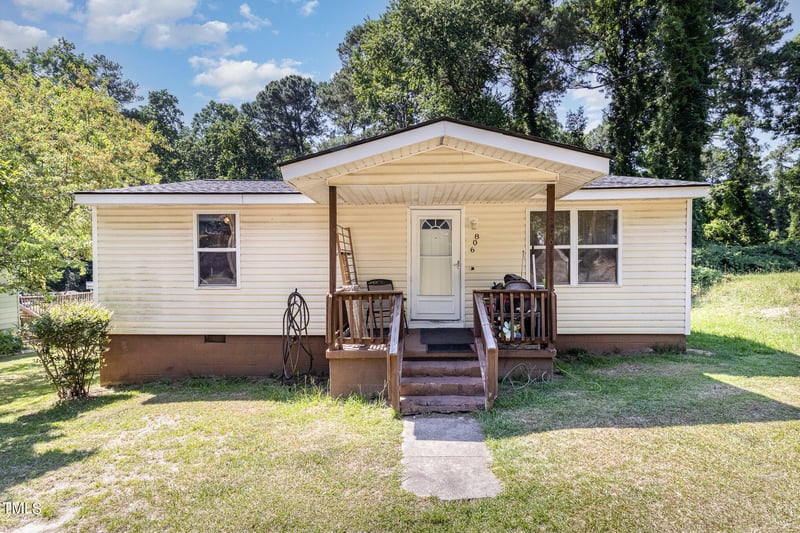 806 Lakeland St, Fayetteville, NC 28301