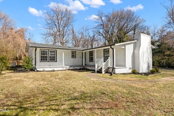 806 Larkwood Dr, Greensboro, NC 27410