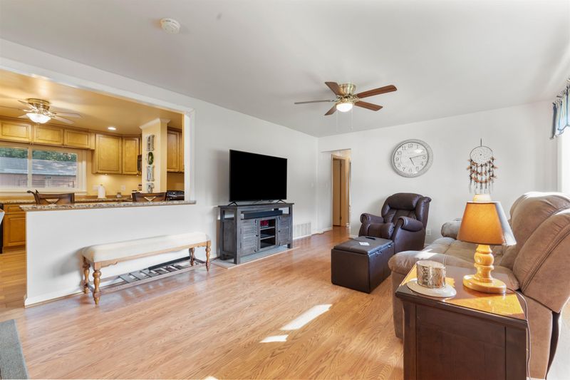 806 N Webb, Selma, NC 27576