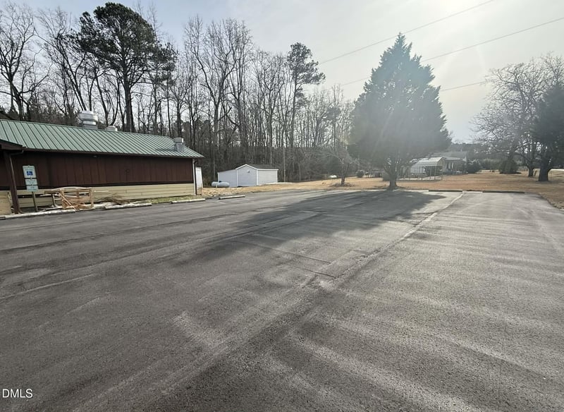 8063 Old Us 421, Lillington, NC 27546