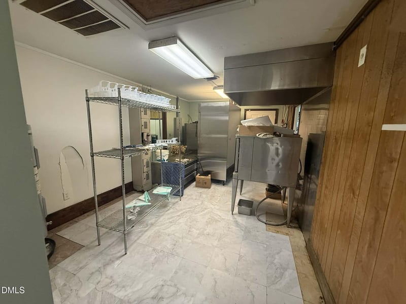 8063 Old Us Hwy 421, Lillington, NC 27546