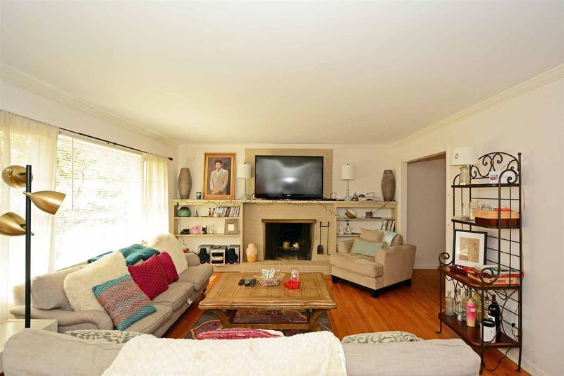 807 Beaver Dam Rd, Raleigh, NC 27607
