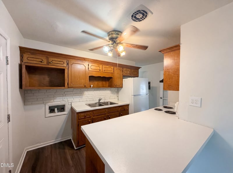 807 Beverly Dr, Raleigh, NC 27610