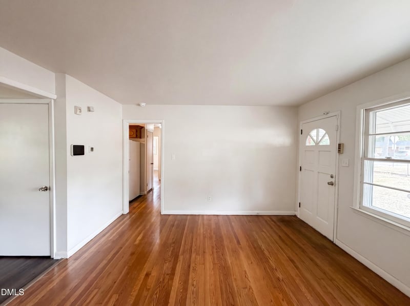 807 Beverly Dr, Raleigh, NC 27610