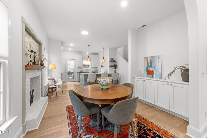 807 Edmund St, Raleigh, NC 27604