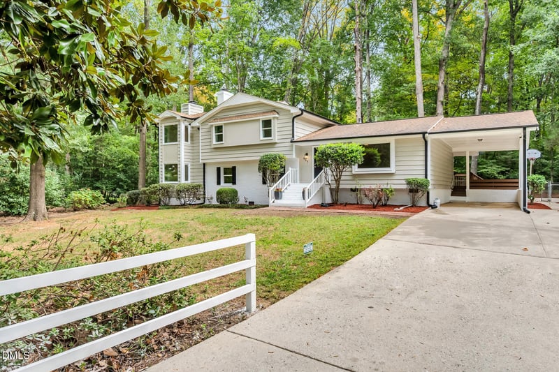 807 Ellynn Dr, Cary, NC 27511