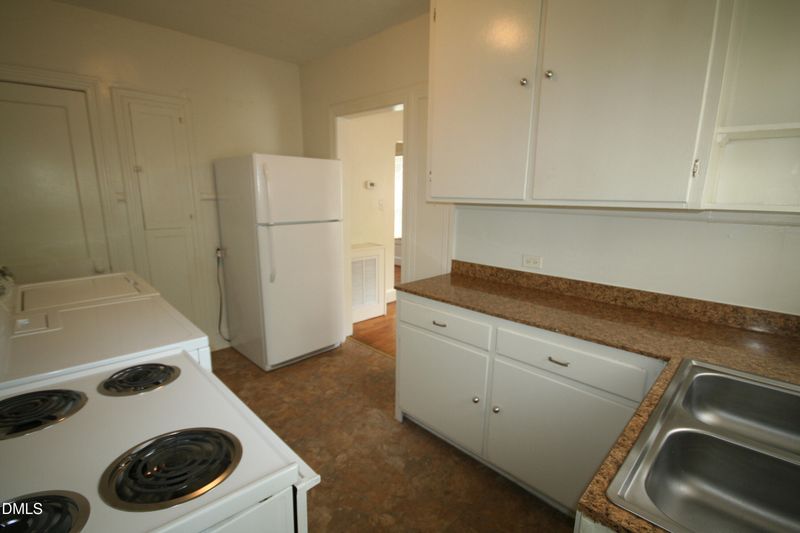 807 Englewood Ave, Durham, NC 27701