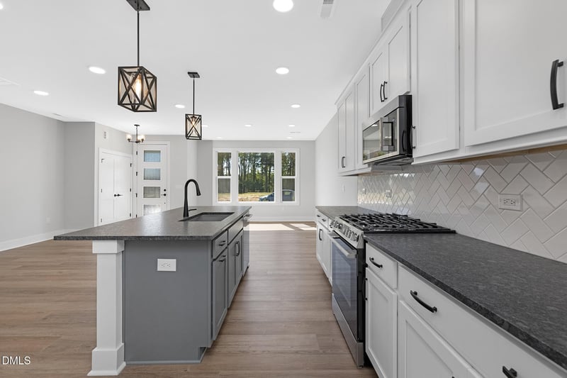 807 Fireship Rd, Fuquay Varina, NC 27526