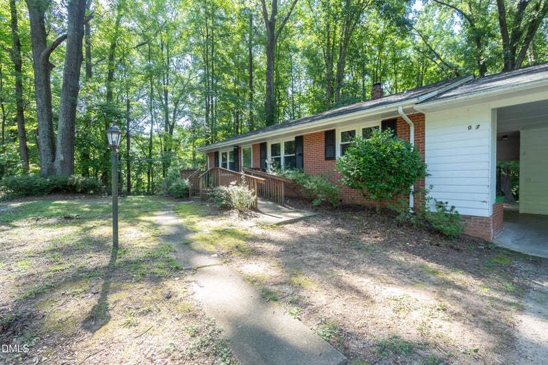 807 Grovemont Rd, Raleigh, NC 27603