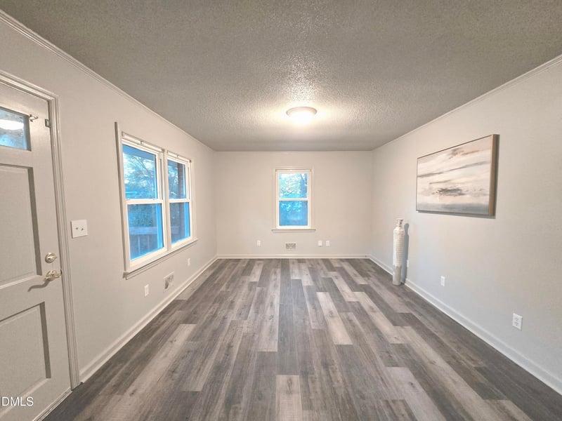 807 Grovemont Rd, Raleigh, NC 27603