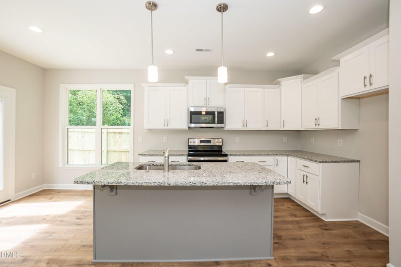 807 Harnett St, Dunn, NC 28334