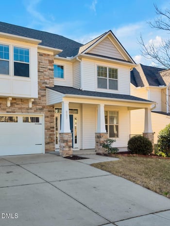 807 Hesler Ct, Cary, NC 27519