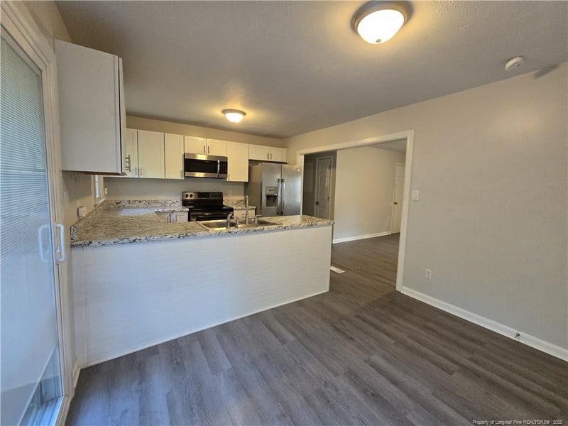 807 Miller Ave, Fayetteville, NC 28304