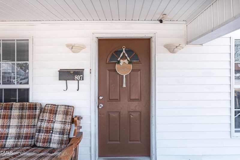 807 Pollock St, Selma, NC 27576