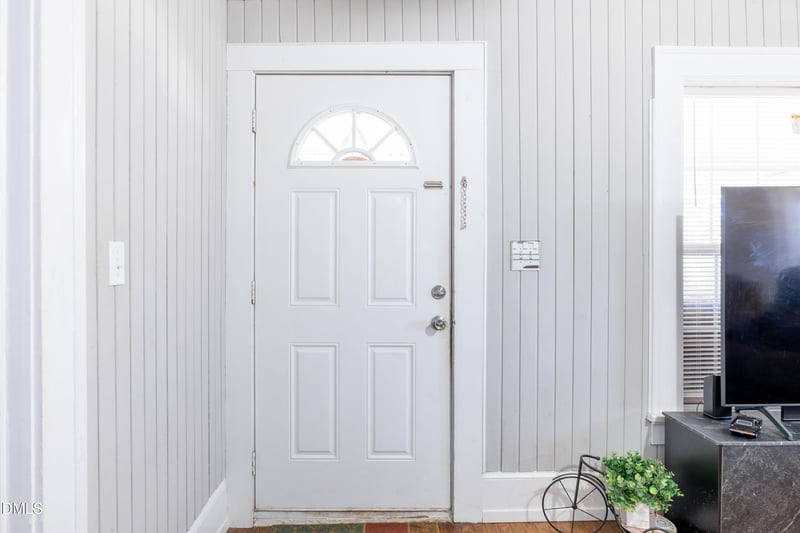 807 Pollock St, Selma, NC 27576