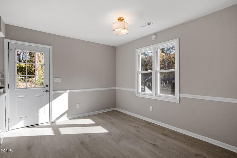 807 Shari Ct, Durham, NC 27704