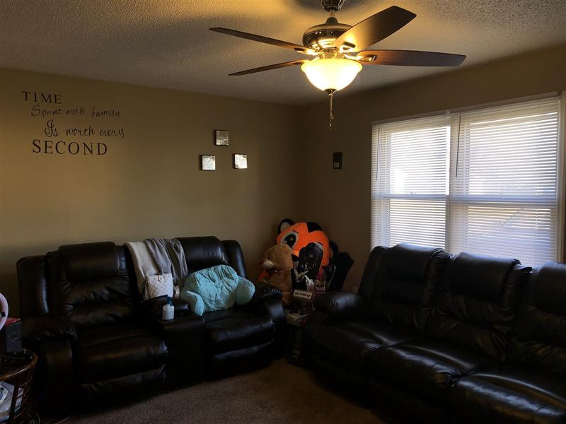 807 S Sumner St #807 & 809, Selma, NC 27576