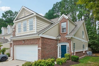 807 Swan Neck Ln, Raleigh, NC 27615
