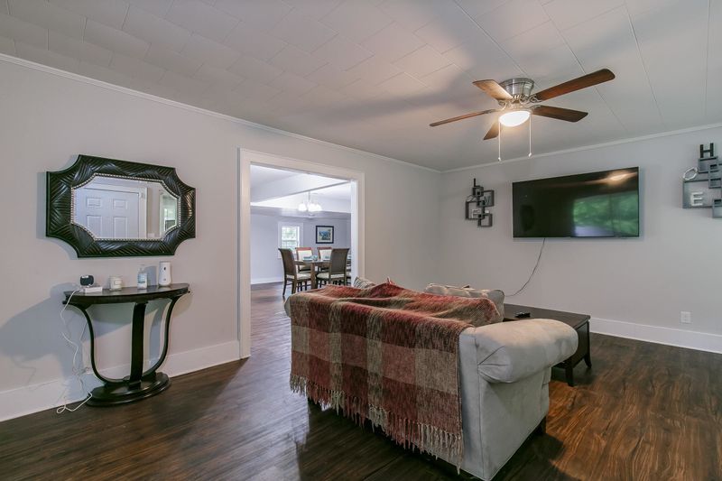 807 Tillman St, Burlington, NC 27217