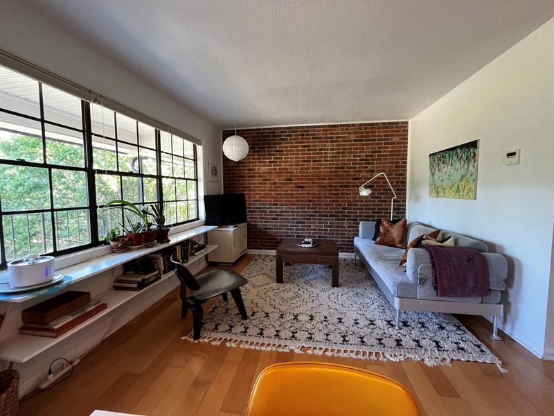 807 Trinity #215, Durham, NC 27701