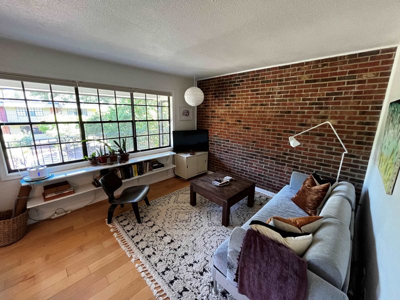 807 Trinity #215, Durham, NC 27701