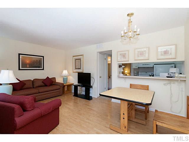 807 W Trinity Ave #110, Durham, NC 27701