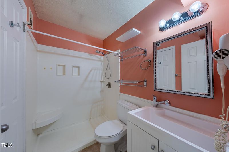807 W Trinity Ave #203, Durham, NC 27701