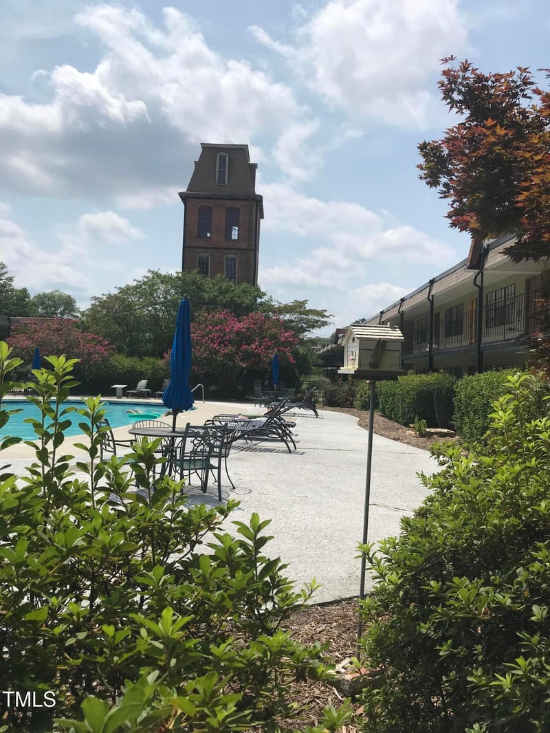 807 Trinity Ave #209, Durham, NC 27701
