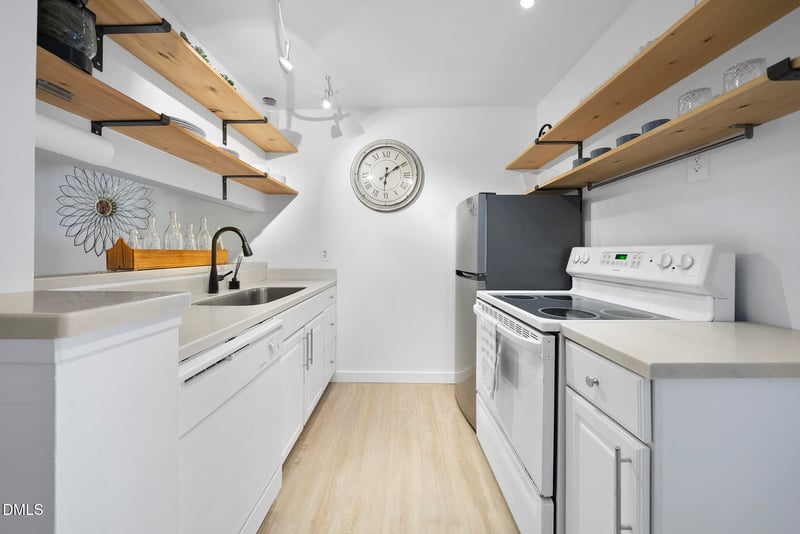 807 Trinity Ave #Apt 127, Durham, NC 27701