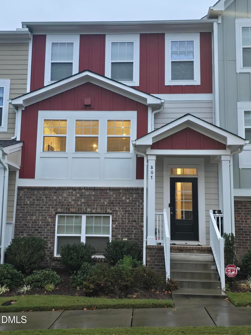 807 Winter Meadow Dr, Wake Forest, NC 27587