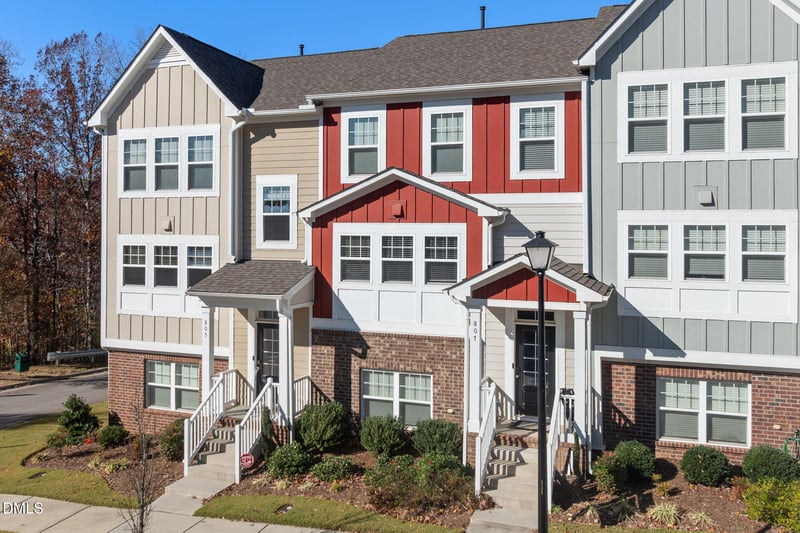 807 Winter Meadow Dr, Wake Forest, NC 27587