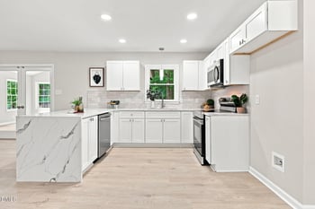 807 Yosemite Cir, Durham, NC 27713