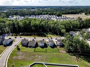 808 Atlantis St, Fuquay Varina, NC 27526