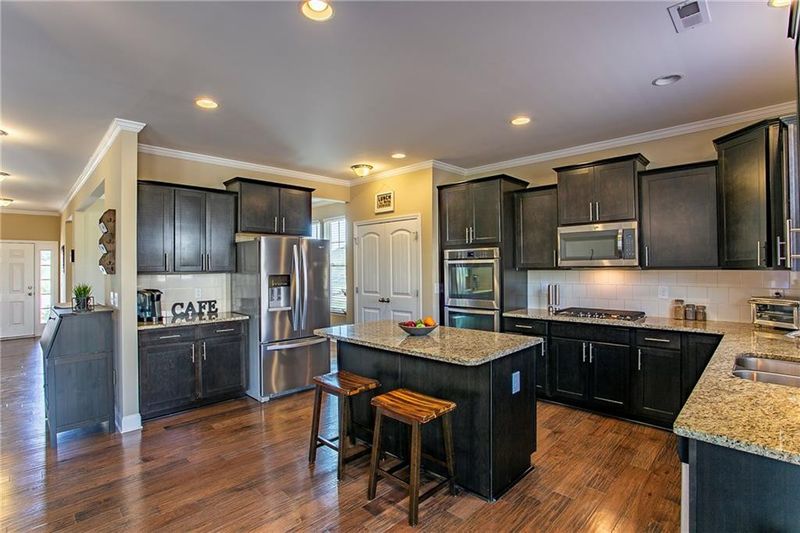 808 Beech Glen Dr, Mebane, NC 27302