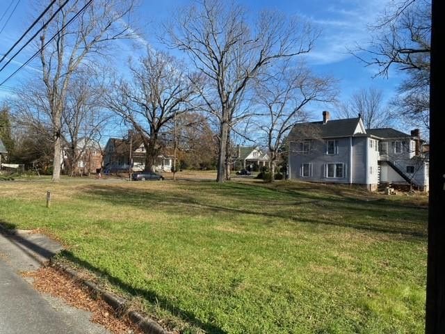 808 S Broad St, Burlington, NC 27215