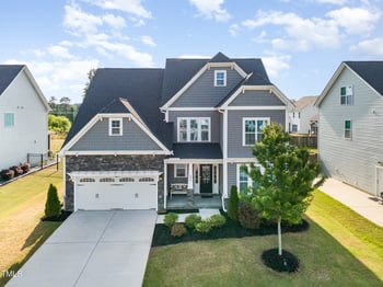 808 Buckner Ct, Fuquay Varina, NC 27526