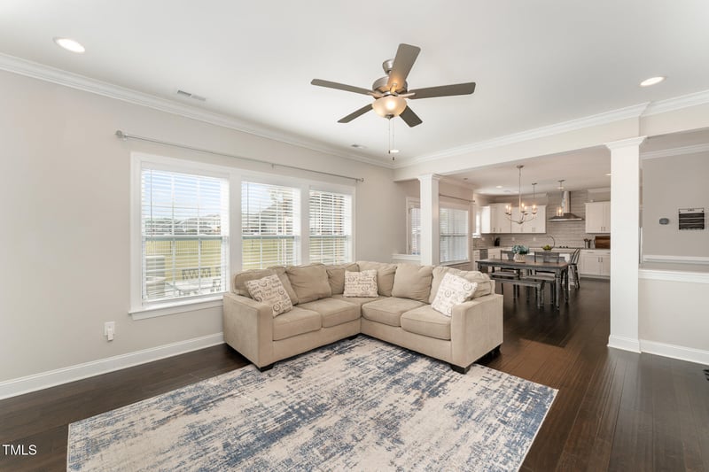 808 Buckner Ct, Fuquay Varina, NC 27526