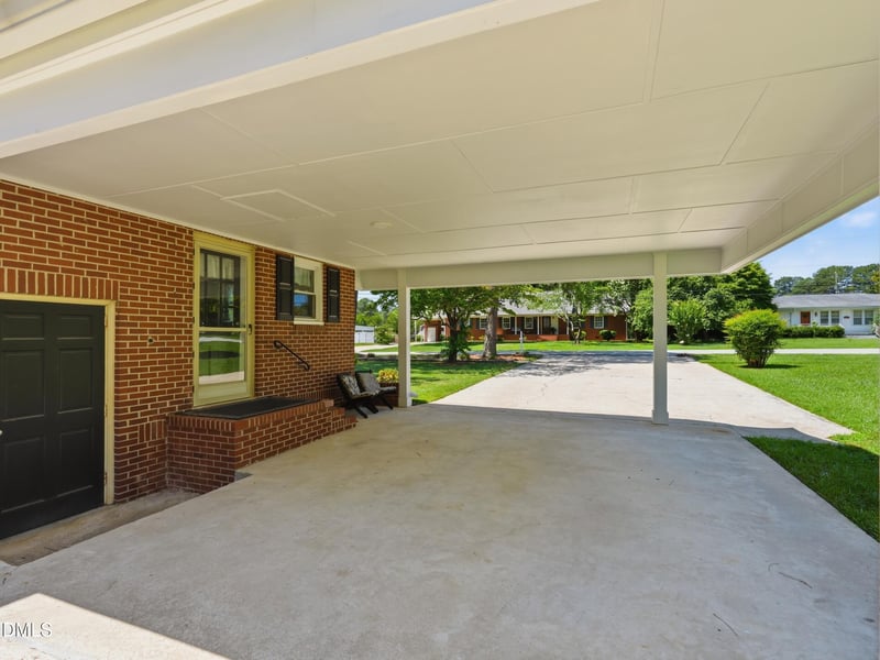 808 N Church St, Zebulon, NC 27597
