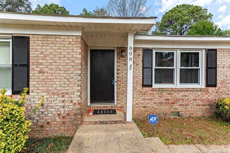 808 Darlington Dr, Fayetteville, NC 28306
